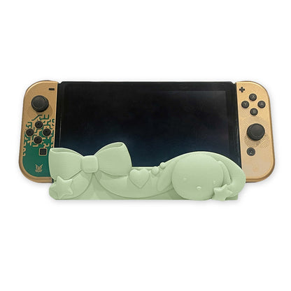 Green Console Display Stand